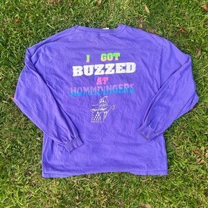 Vintage Y2K "I Got Buzzed At HUMDINGERS" Purple Long Sleeve Graphic Tee Men’s XL
